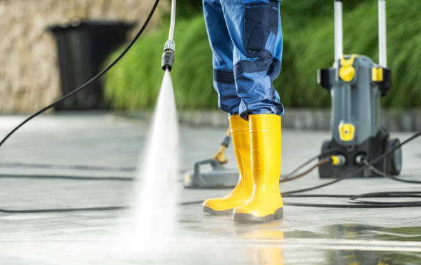 Best Deck Pressure Washing  in Rockville Centre, NY